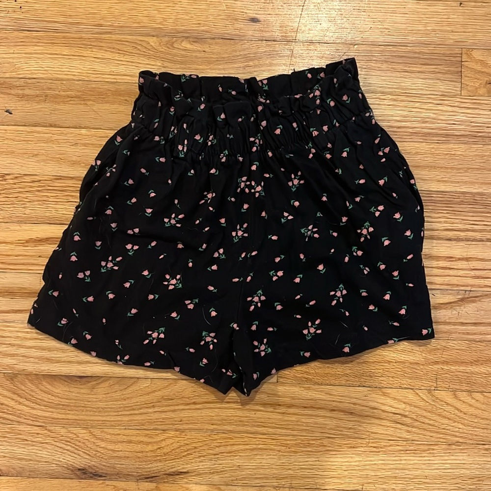 Urban Outfitters Floral Paper bag Shorts